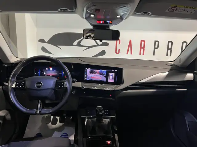 Opel Astra view 14