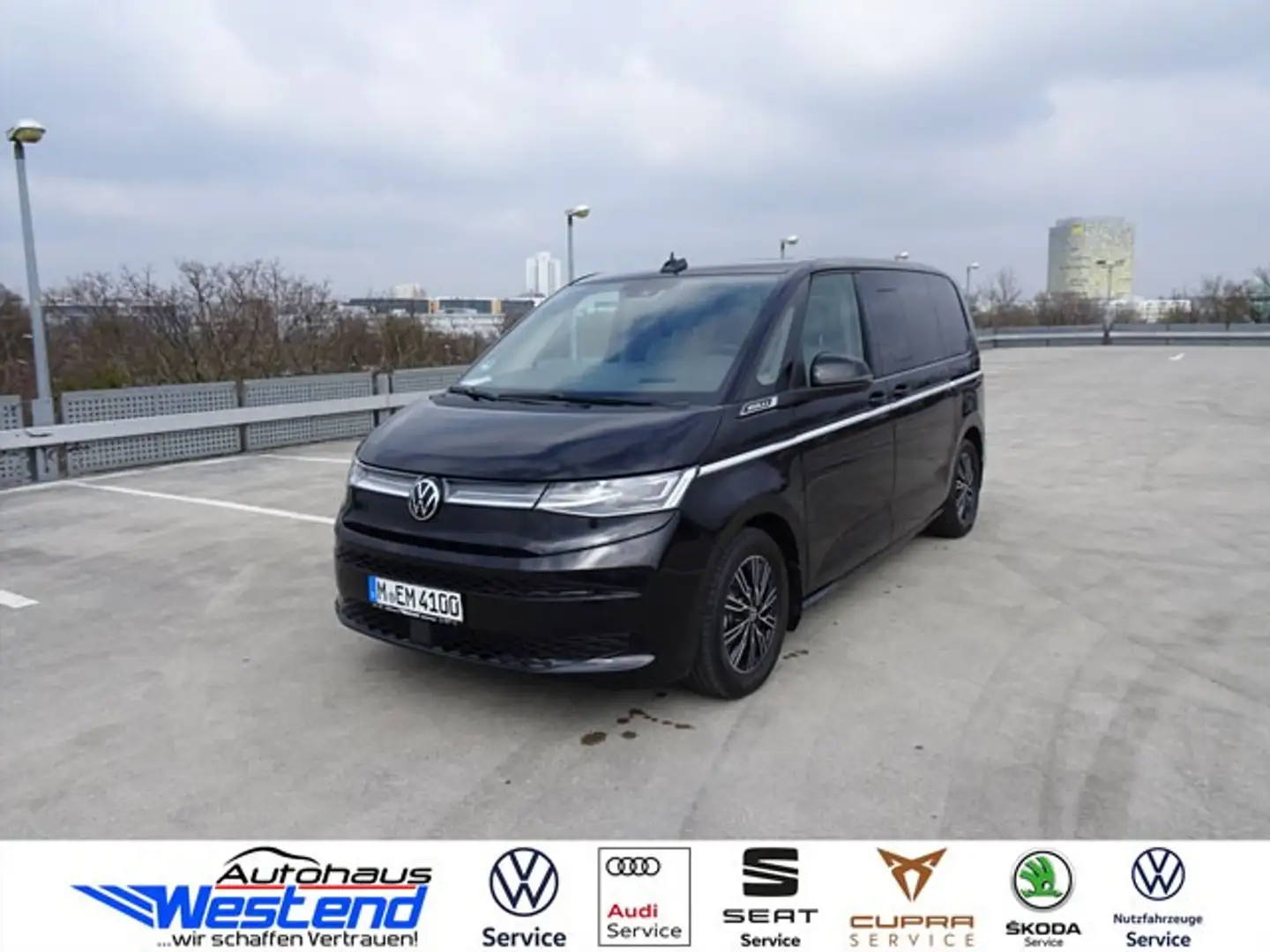 Volkswagen T7 Multivan STYLE 2.0l TSI 150kW DSG AHK Navi LED Standheizung Schwarz - 2
