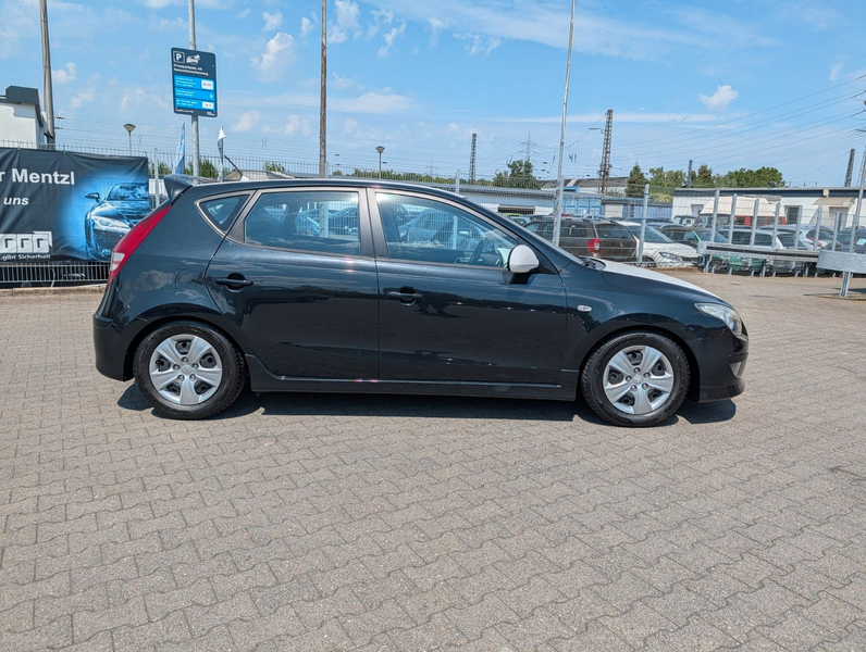 Hyundai i30 1.4 Edition Plus GARANTIE KLIMAANLAGE — photo 4