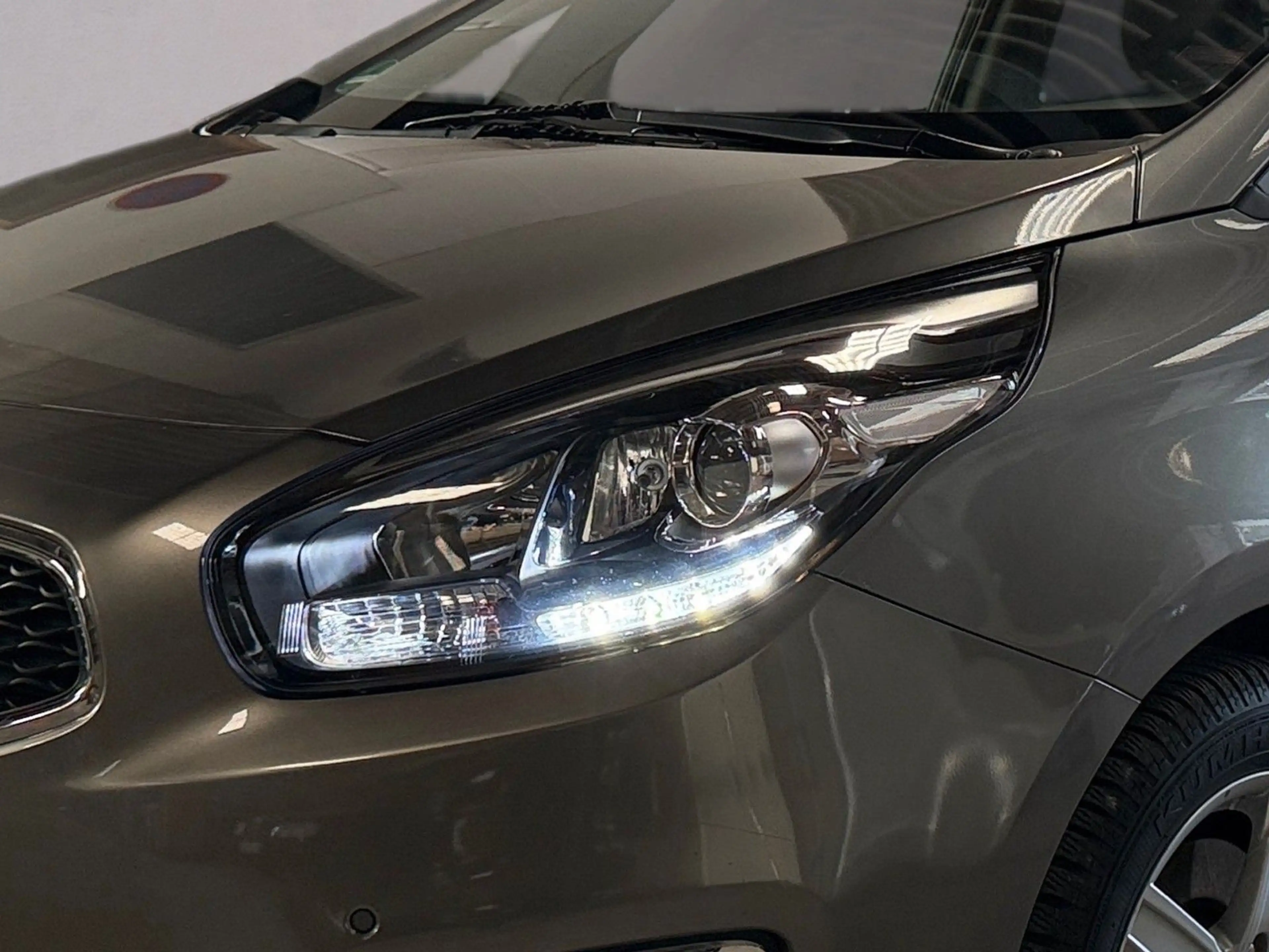 Kia Carens 1.6 GDI 1.Hand AHK FIFA World Cup Edition — photo 7