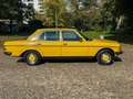 Mercedes-Benz E 240 Gelb - thumbnail 5
