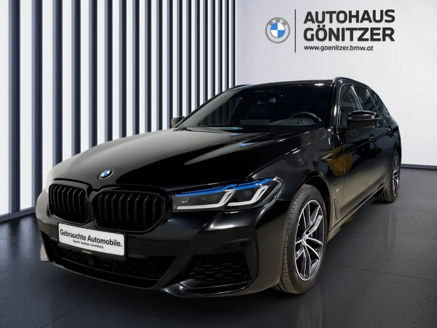 BMW 530 e xDrive Schwarz - 1