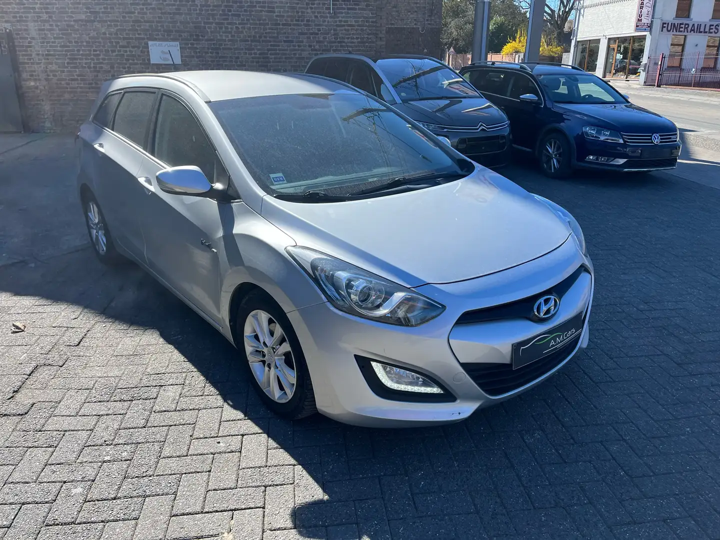Hyundai i30 SW 1.4 CRDi Lounge ISG - 2