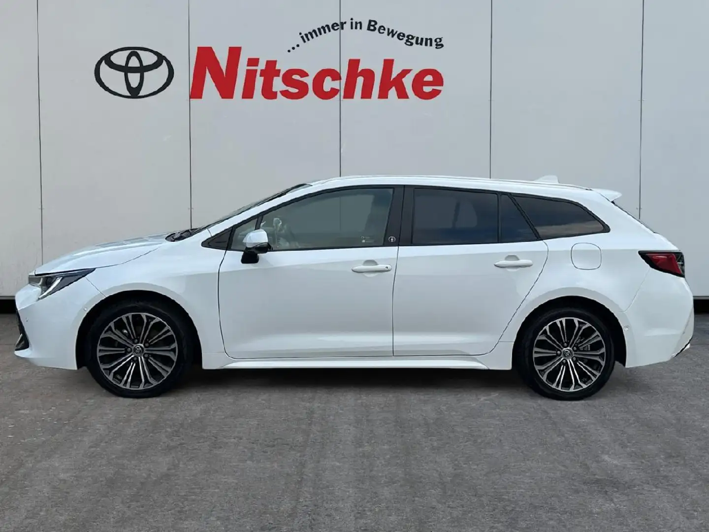 Toyota Corolla 1.2L 6-Gang Team D + Technik-Paket Blanc - 2