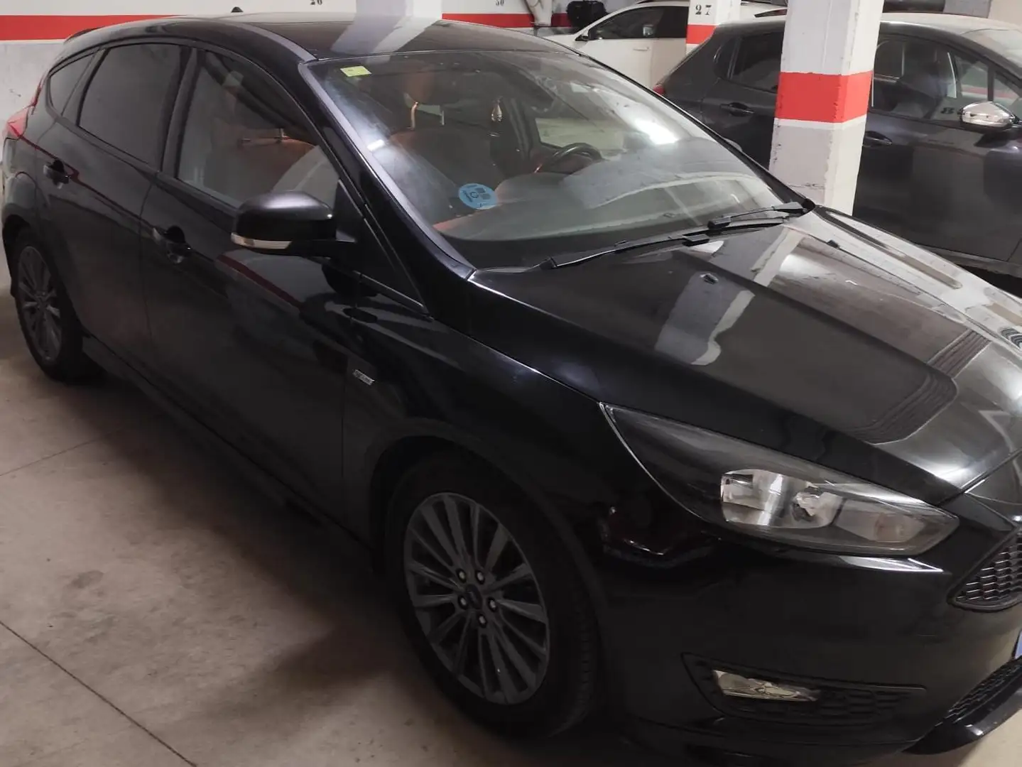 Ford Focus Focus 1.5TDCi ST-Line 120 ST-Line Negro - 1