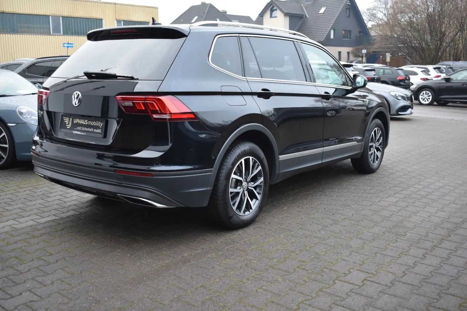Volkswagen Tiguan Allspace 1.5 TSI  7-Sitz./LED/ACC/RFK/GJR Schwarz - 2