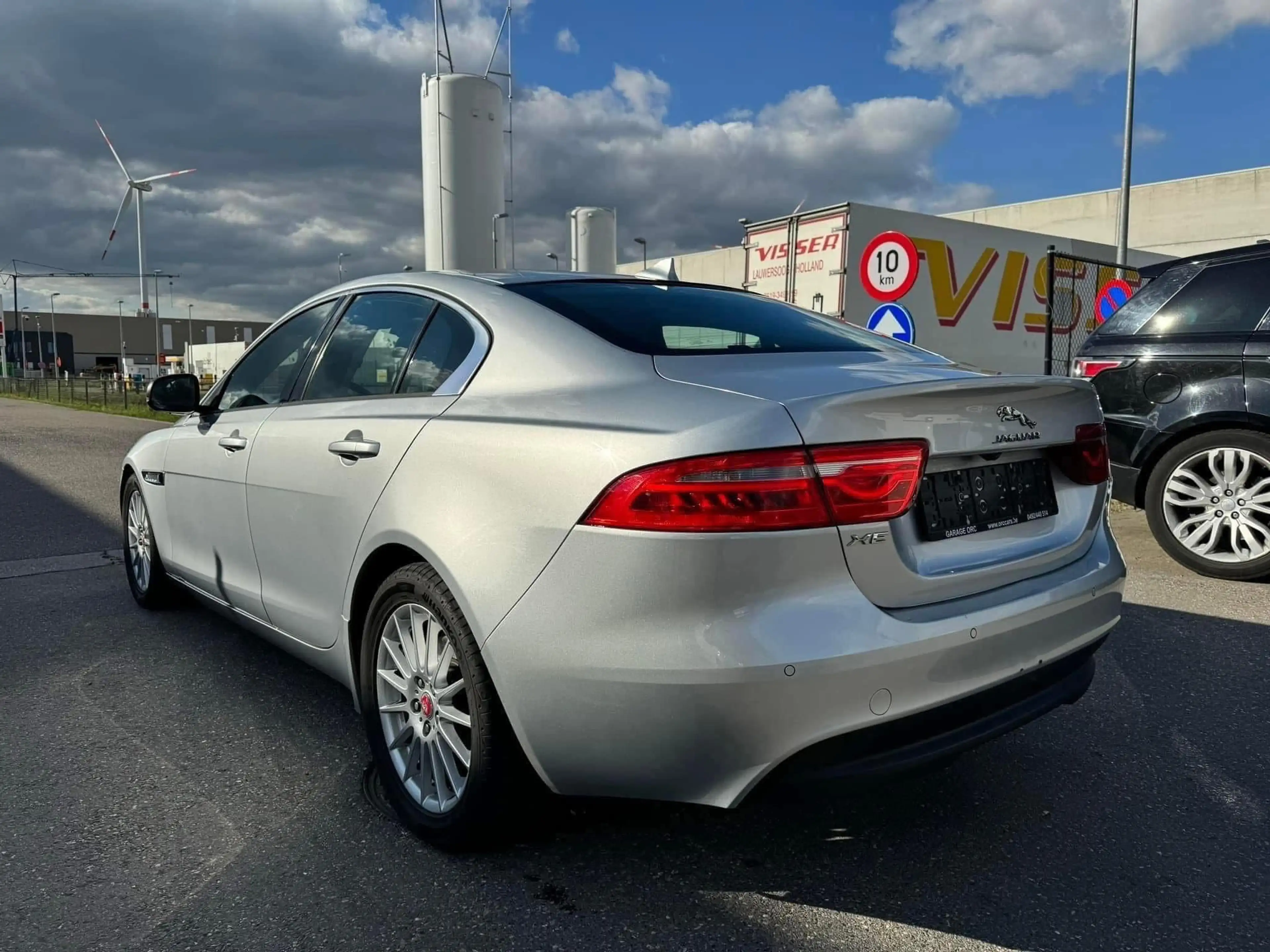 Jaguar XE Jaguar XE 2.0 D E-Performance Prestige Euro 6b – EXPORT — photo 4