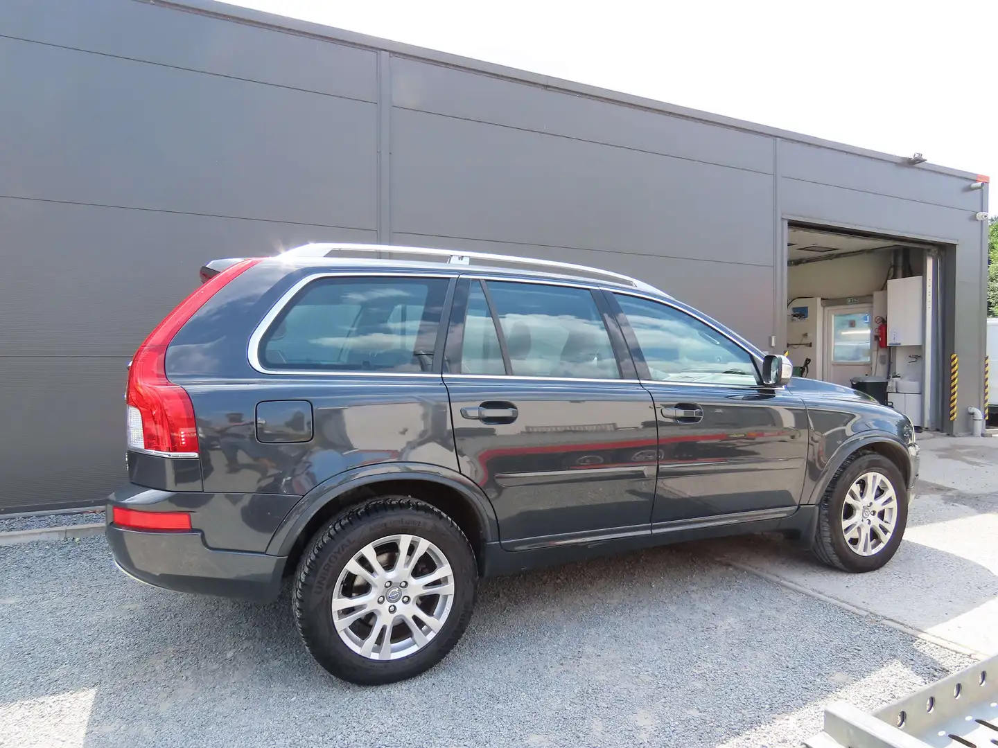Volvo XC90 XC90 D5 AWD Geartonic Summum 7pl Gris - 2