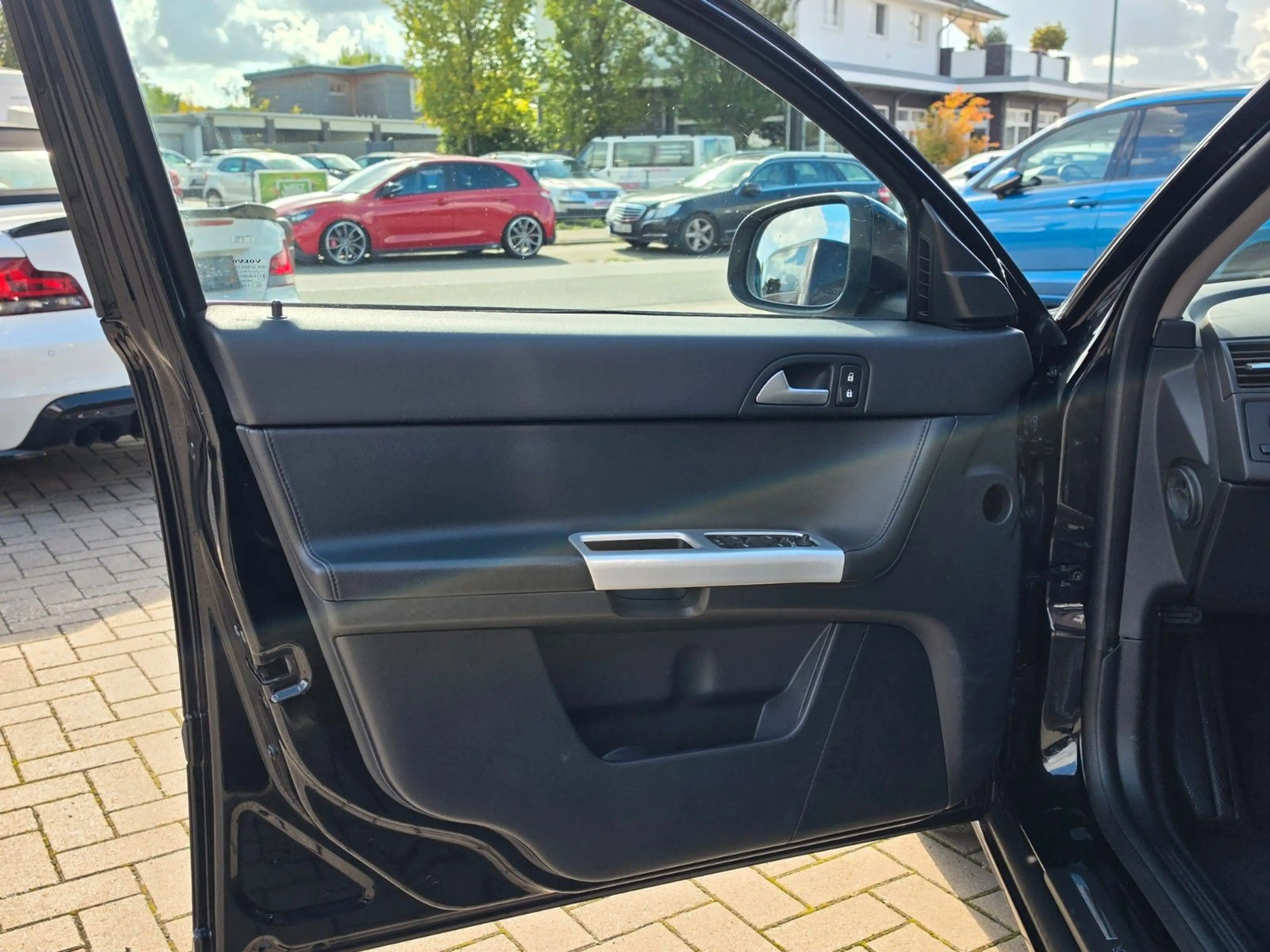 Volvo V50 Kombi D2 *Tempomat*SHZ*AHK* — photo 9