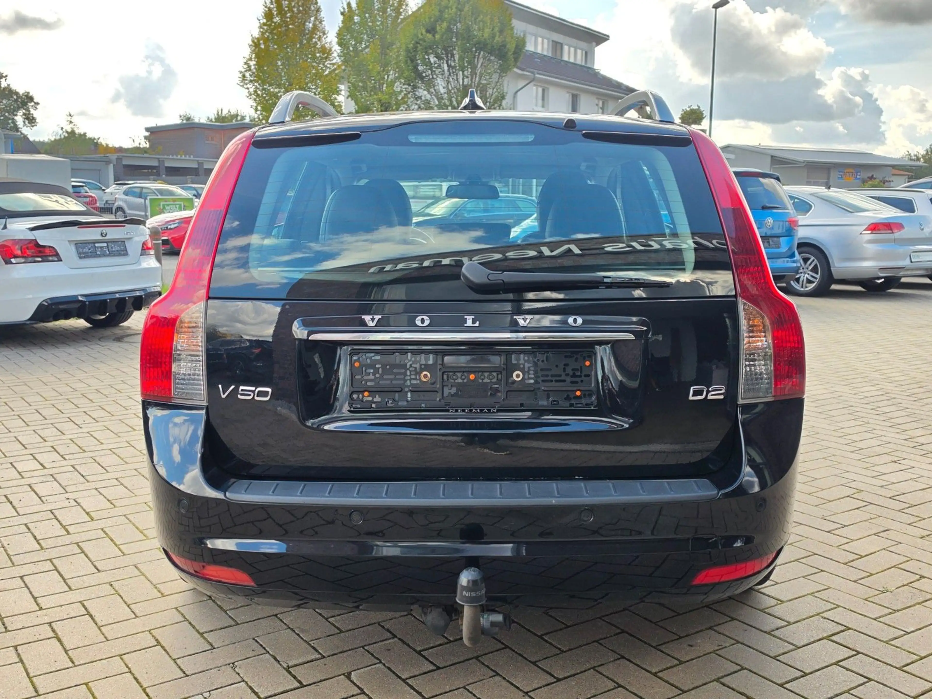 Volvo V50 Kombi D2 *Tempomat*SHZ*AHK* — photo 4