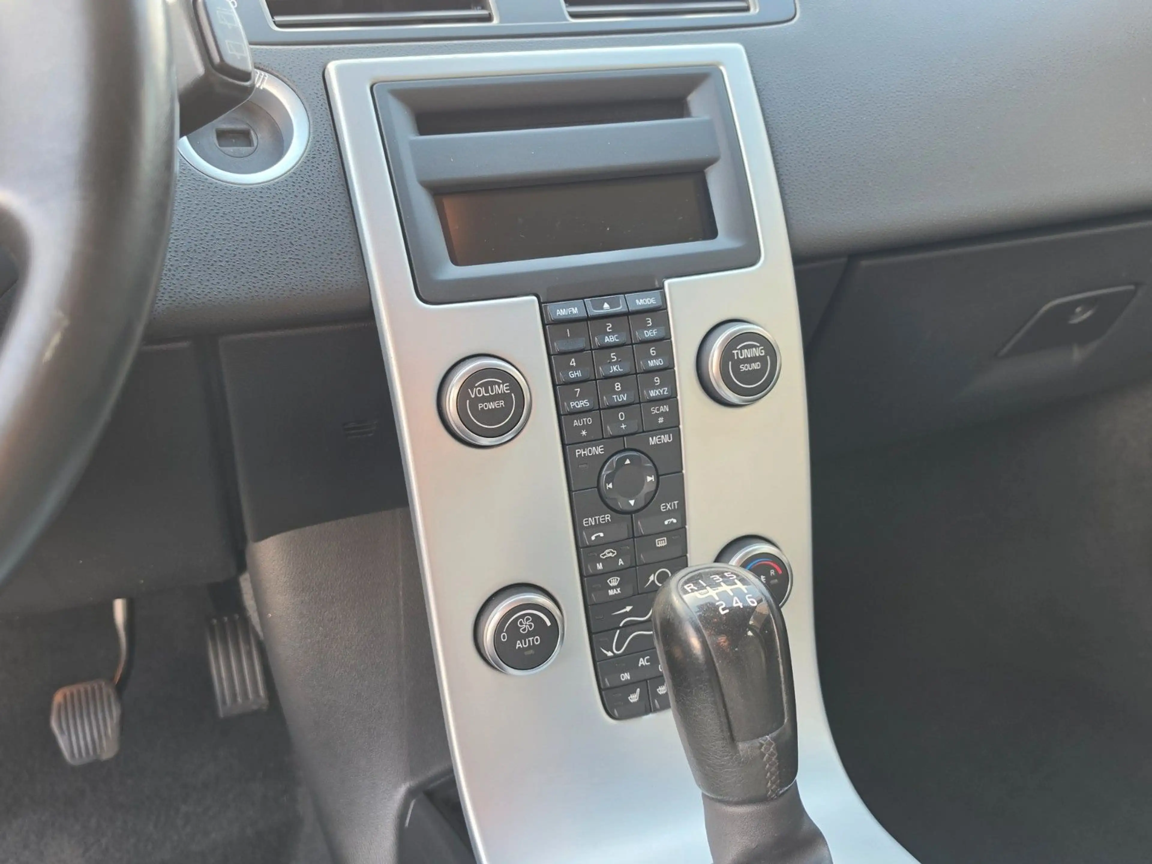 Volvo V50 Kombi D2 *Tempomat*SHZ*AHK* — photo 15