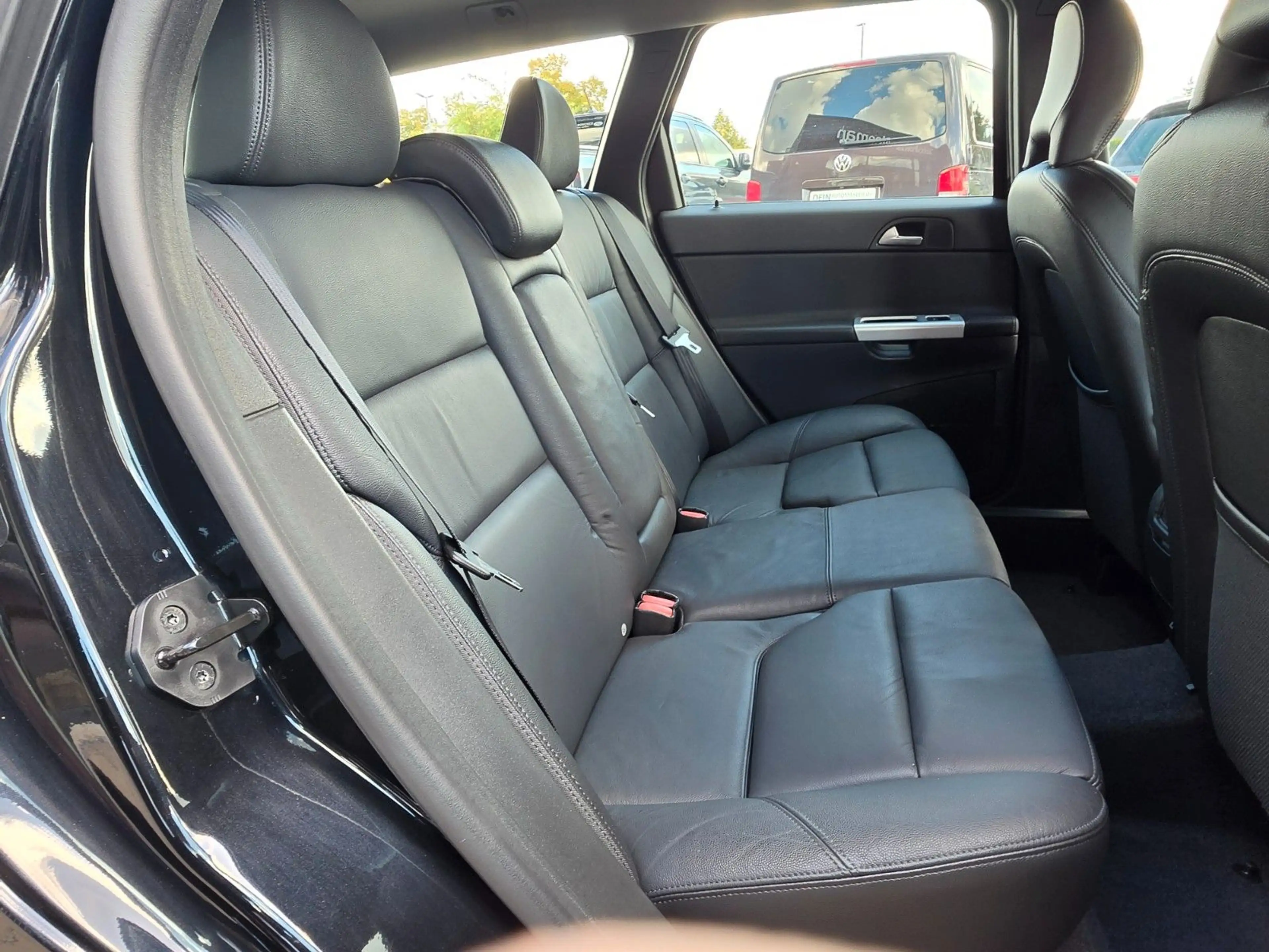 Volvo V50 Kombi D2 *Tempomat*SHZ*AHK* — photo 19