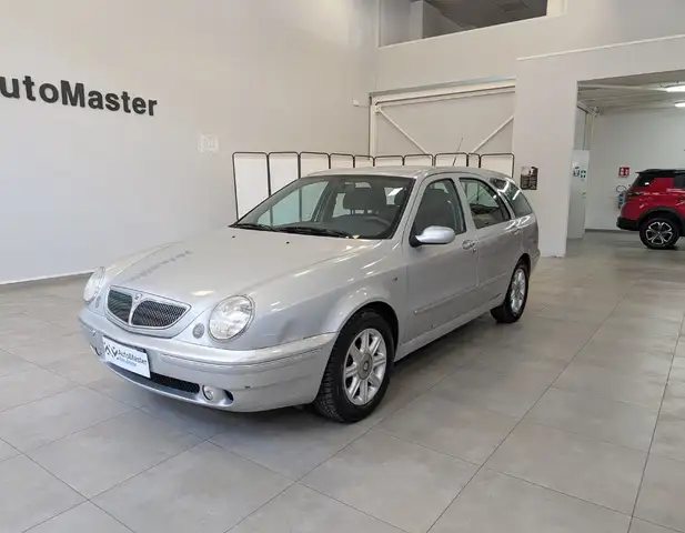 Lancia Lybra Station Wagon 1.9 JTD LX