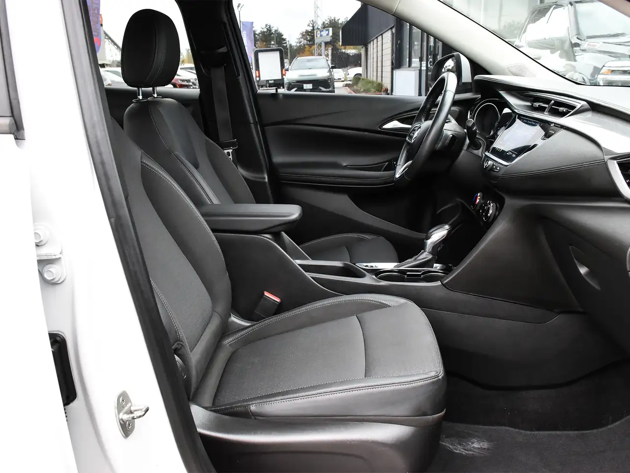 Buick Encore снимка Buick Encore