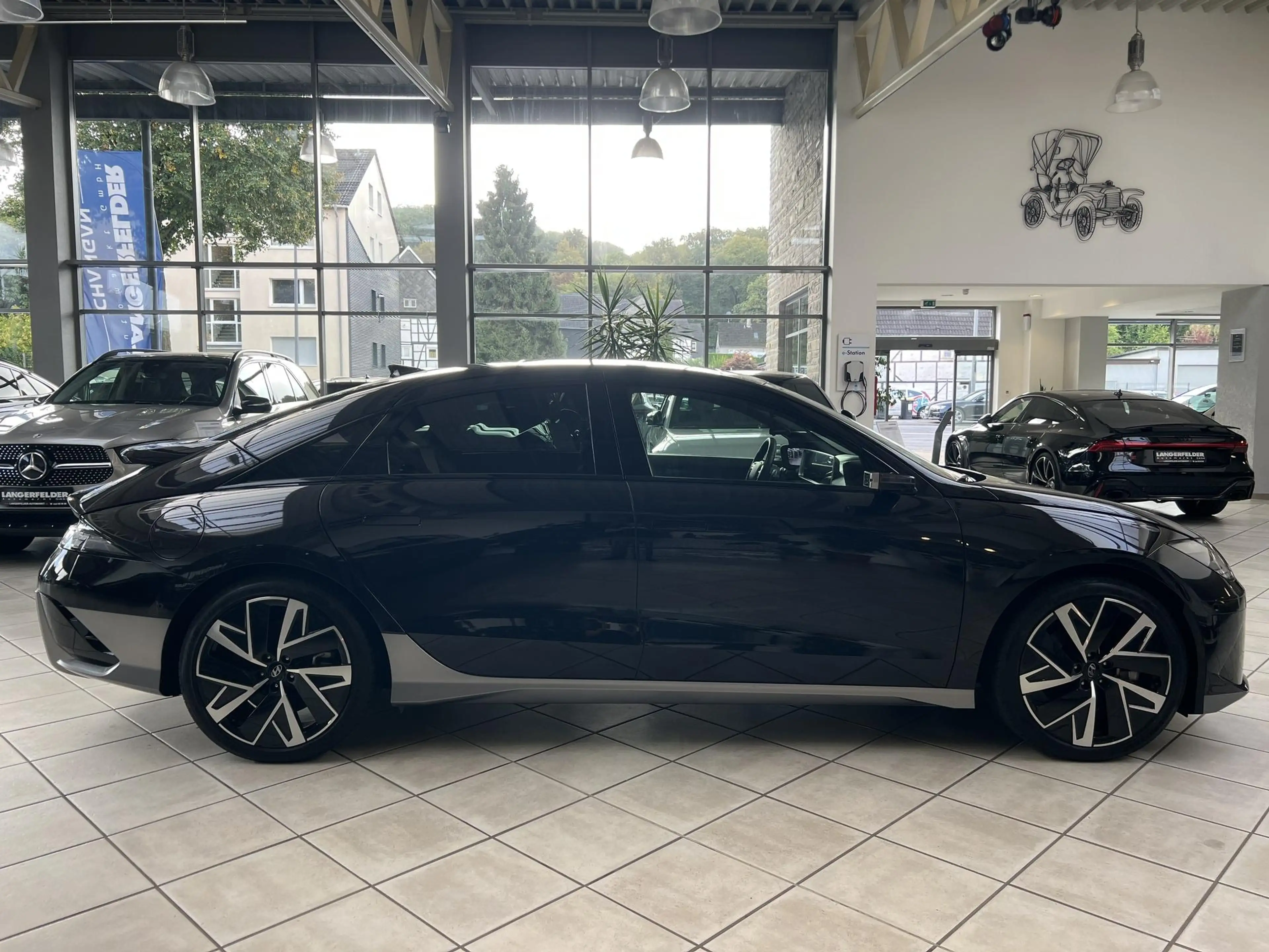 Hyundai IONIQ 6 IONIQ 6 Uniq 77,4 kWh|DT-SPG|GSD|20"|MATRIX|BOSE — photo 2