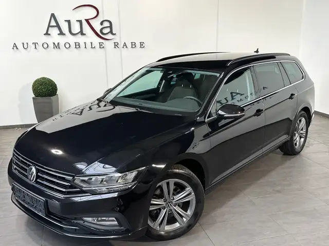 Volkswagen Passat view 2