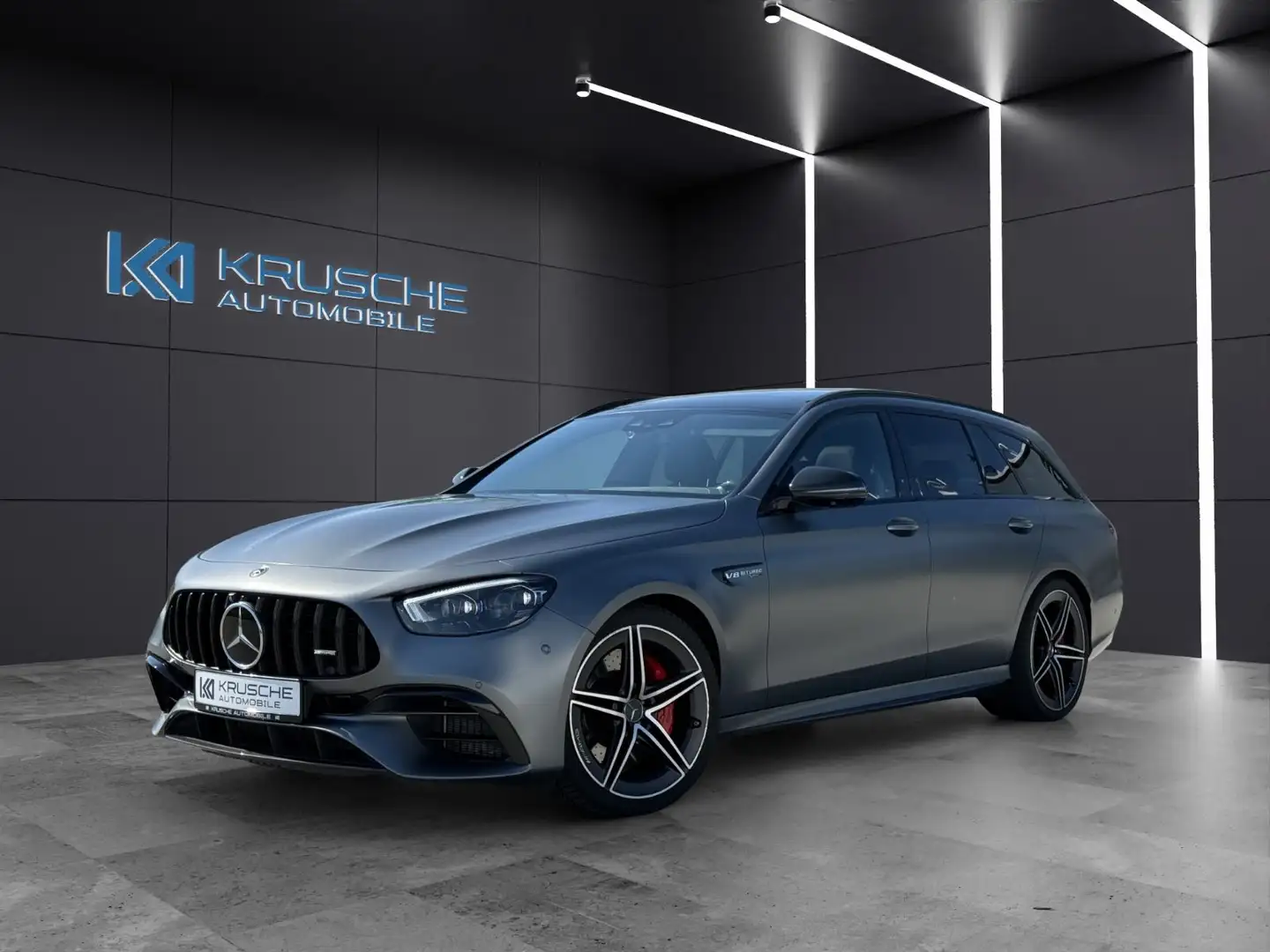 Mercedes-Benz E 63 AMG E 63 S AMG T*DESIGNOMAGNO*2xCarbon*AMG TRACK*MWS Сірий - 1