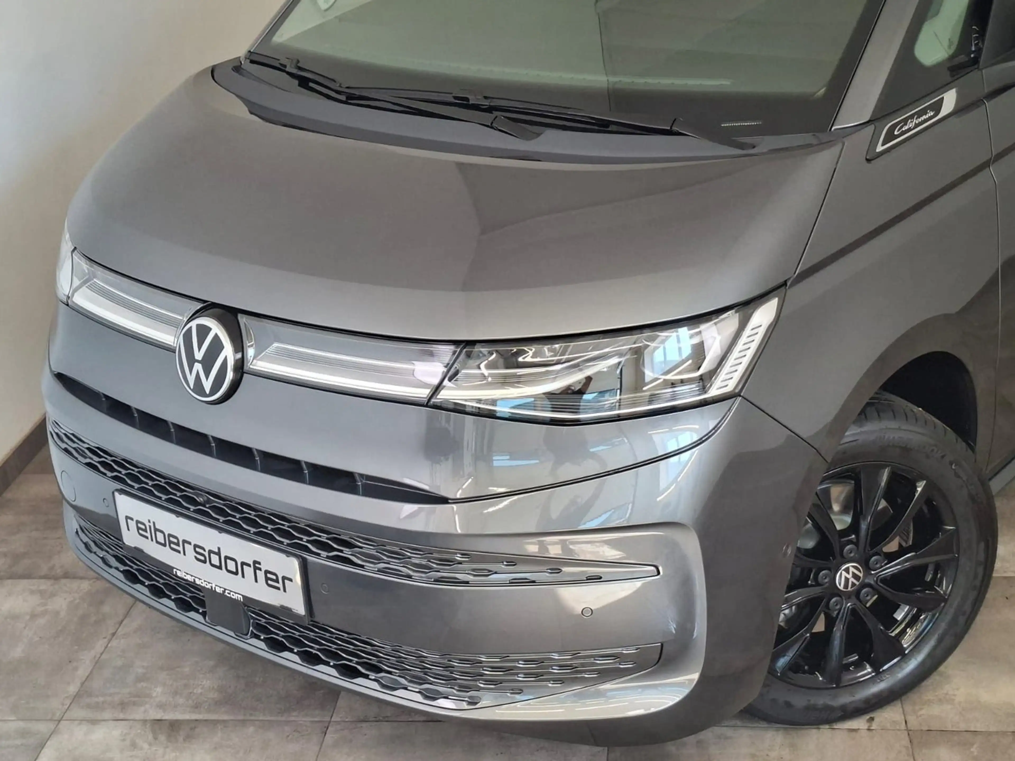 Volkswagen T7 California VW T7 California Ocean eHybrid 180 kW 4M — photo 3