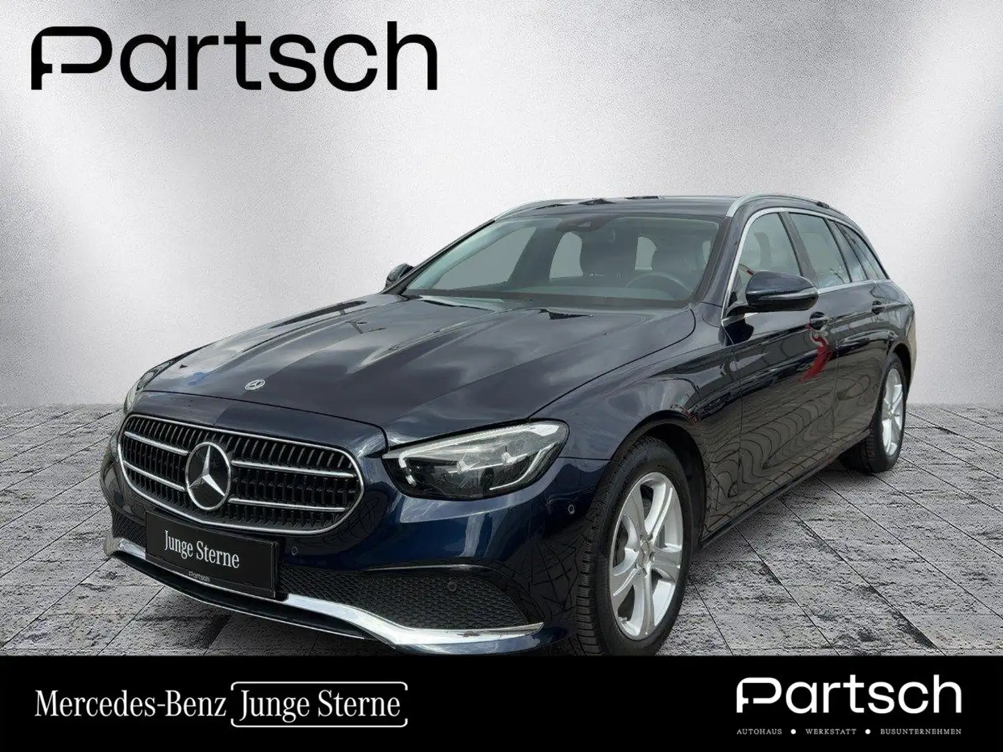 Mercedes-Benz E 220 d 4MATIC T-M. Austria Edition SpurW Allrad Blau - 1