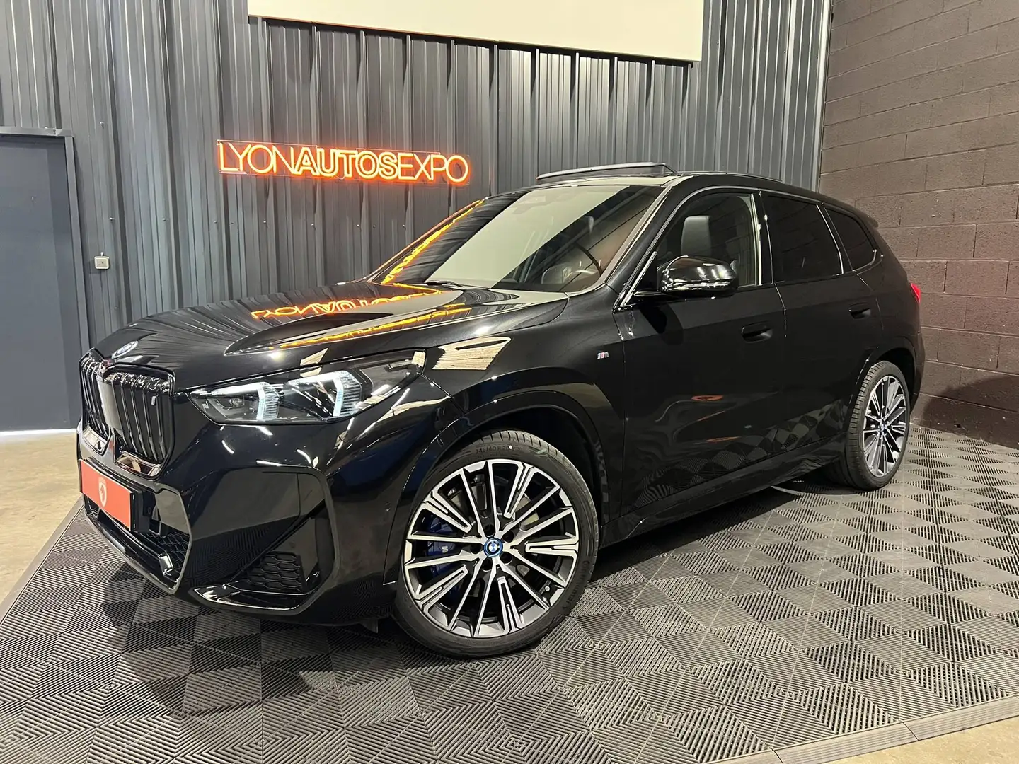 BMW X1 ixDrive30 313ch M Sport Noir - 1