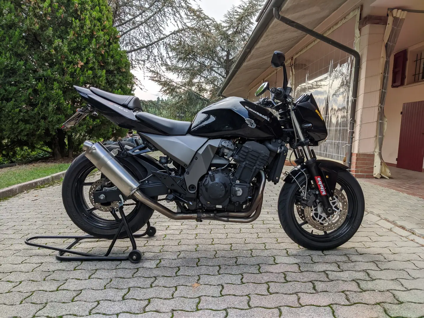 Kawasaki Z 750 Černá - 1