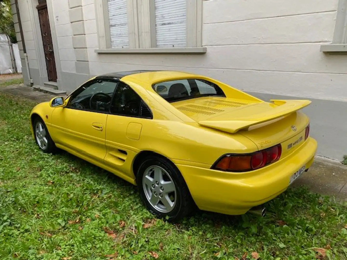 Toyota MR 2 MR2 2.0i 16v Yellow - 2