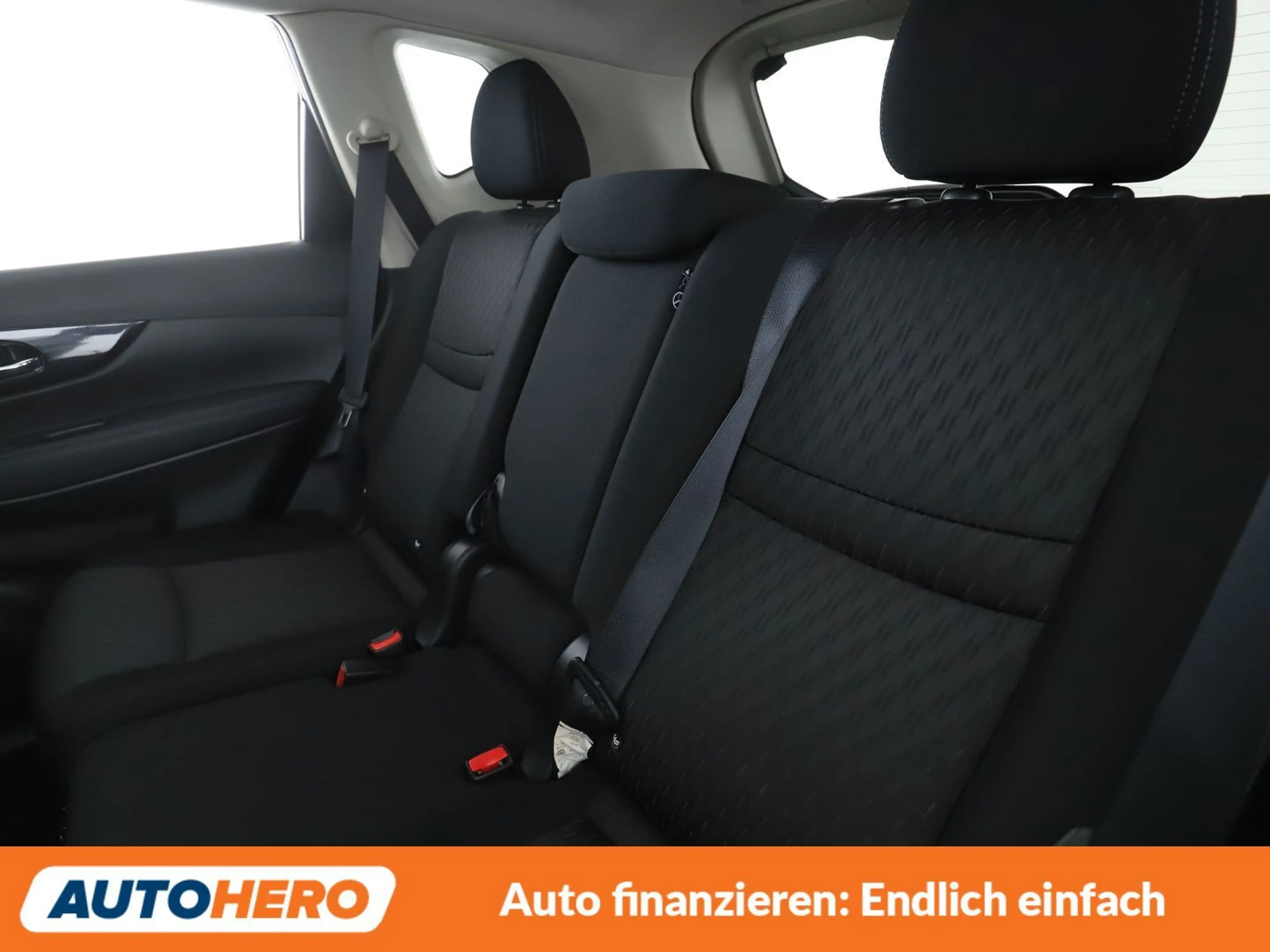 Nissan X-Trail 1.7 dCi N-Connecta *NAVI*LED*TEMPO*CAM*PDC*SHZ* — photo 14