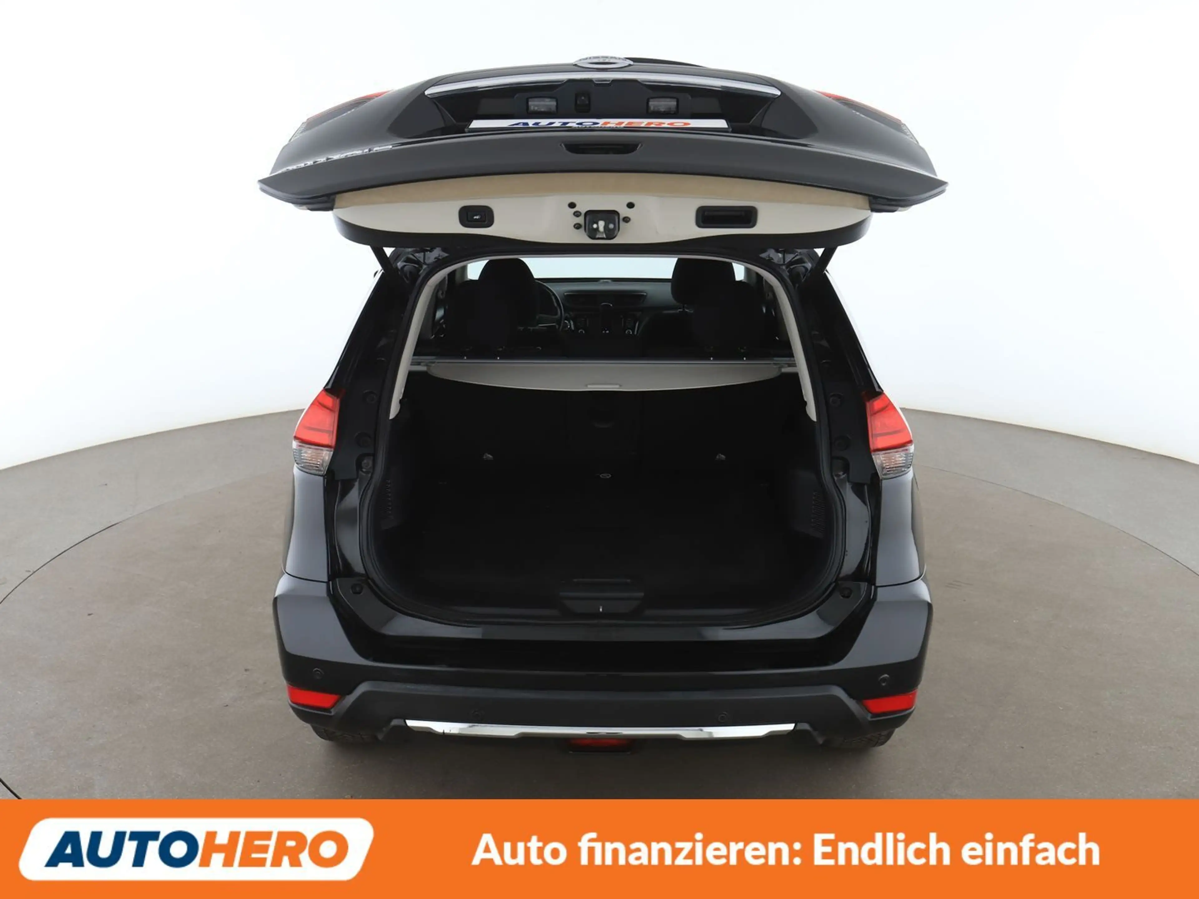 Nissan X-Trail 1.7 dCi N-Connecta *NAVI*LED*TEMPO*CAM*PDC*SHZ* — photo 17