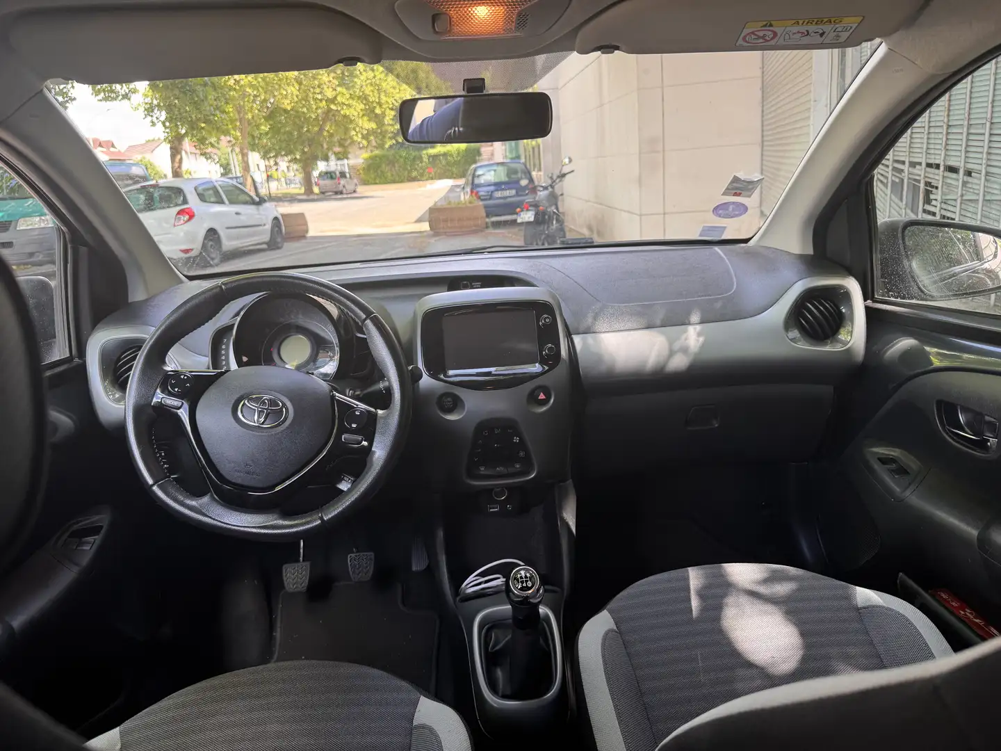 Toyota Aygo 1.0 VVT-i x-trend - 2