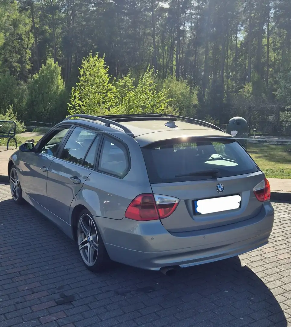 BMW 318 318i Touring Aut. - 2