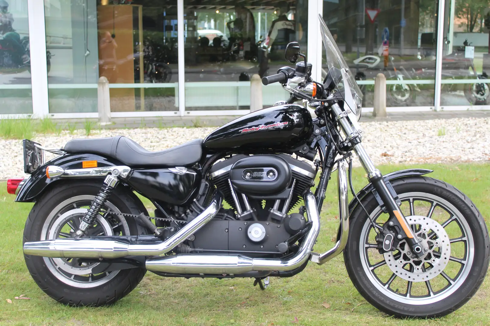 Harley-Davidson XL 883 XL883R Roadster Zwart - 2