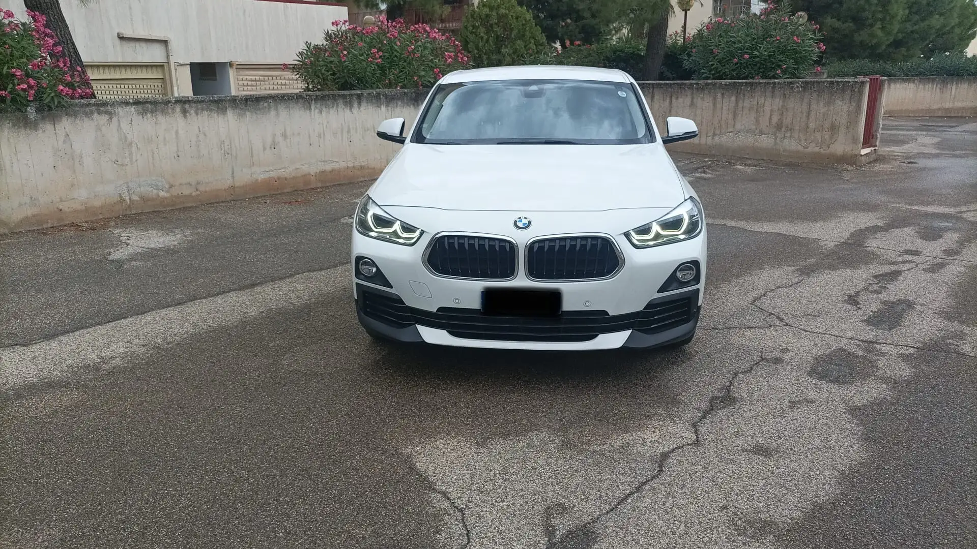 BMW X2 X2 xDrive18d Business-X Bianco - 2