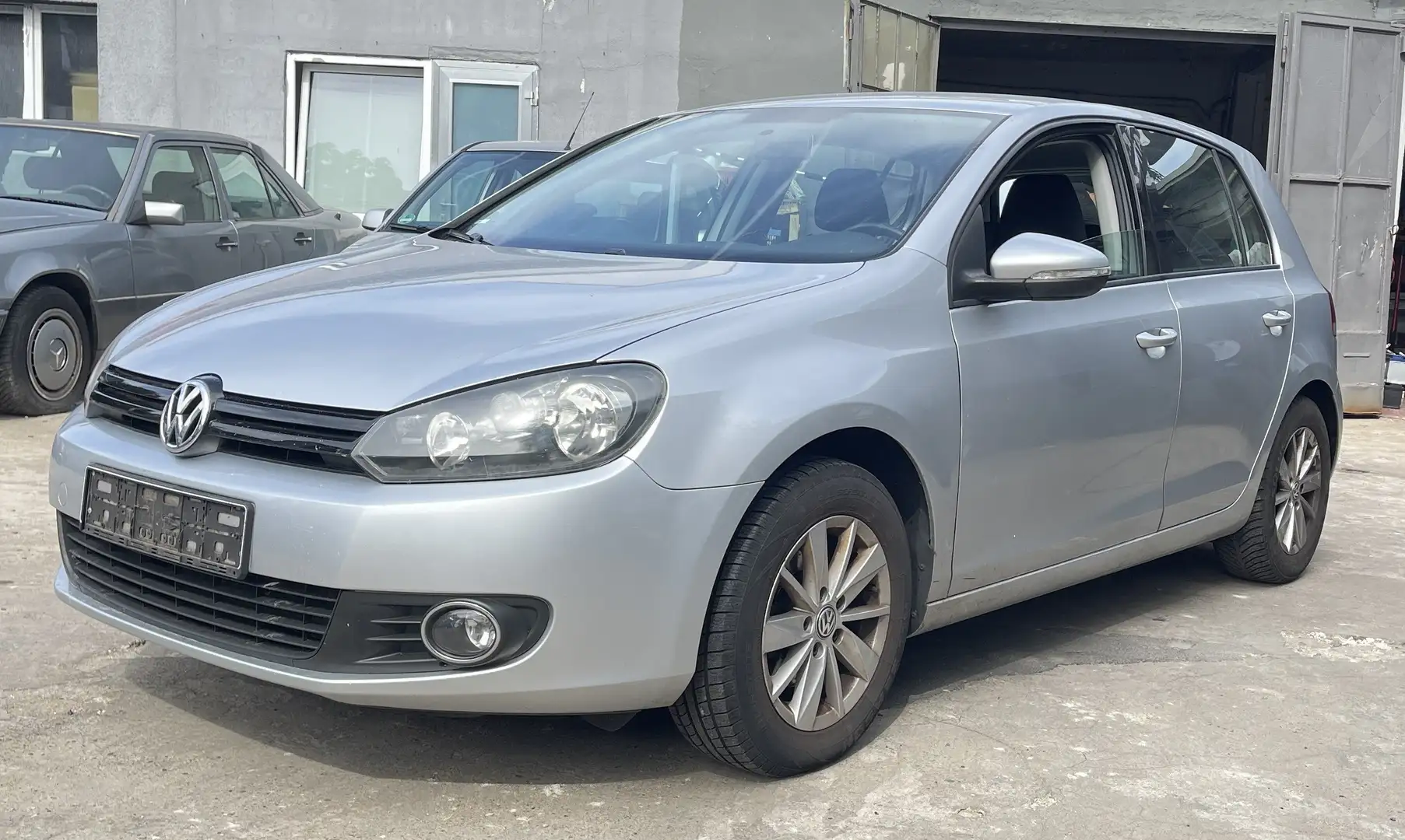 Volkswagen Golf Trendline Grau - 1