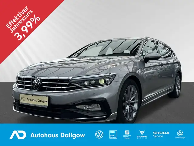 Volkswagen Passat Variant Elegance R-Line Sportpaket / Navi