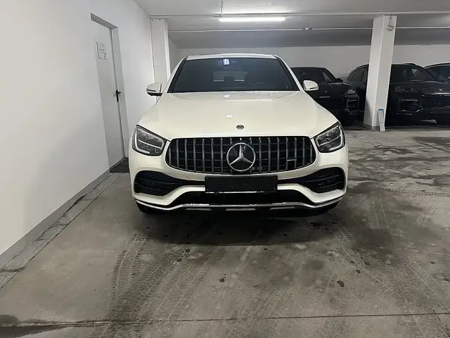 Mercedes-Benz GLC 200 d Coupé 4MATIC AMG LINE Ansicht 3