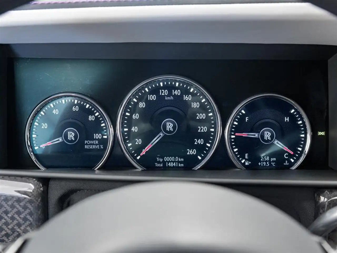 Rolls-Royce Cullinan снимка Rolls-Royce Cullinan
