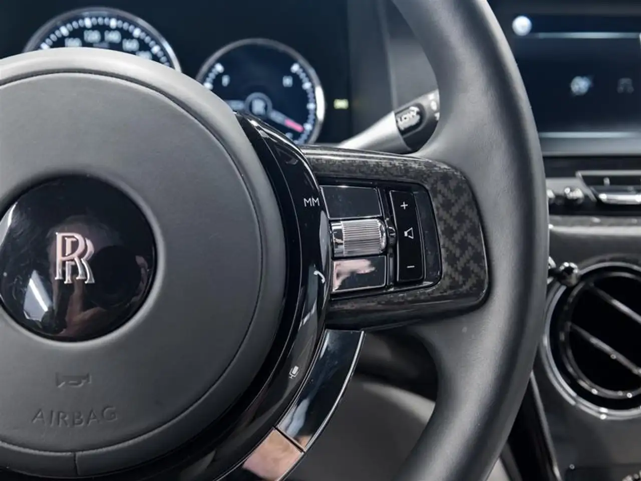 Rolls-Royce Cullinan снимка Rolls-Royce Cullinan