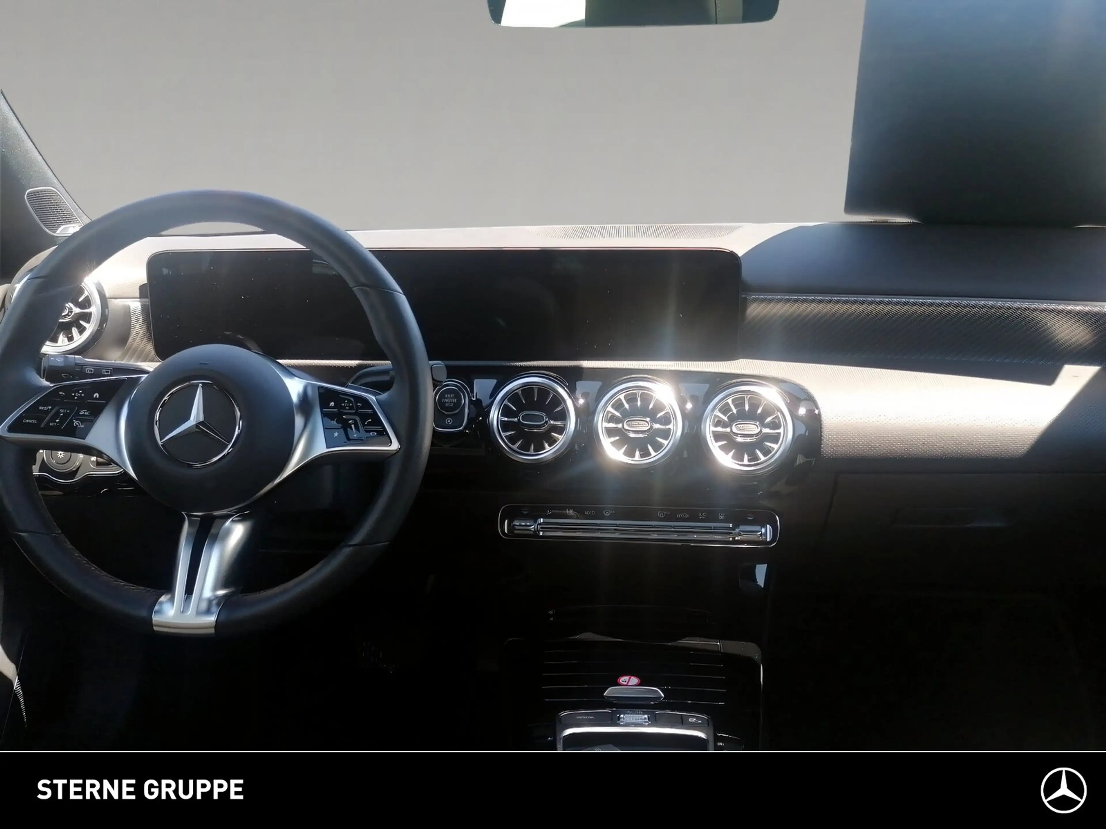 Mercedes-Benz A 220 A 220 4M Progressive Pano Distr Totwi Ambi 360° — photo 13