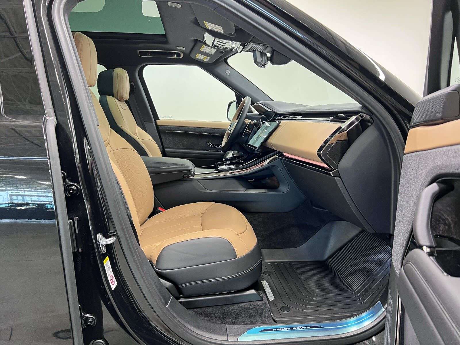 2026 Land Rover Range Rover Sport P400 DYNAMIC HSE thumb 29