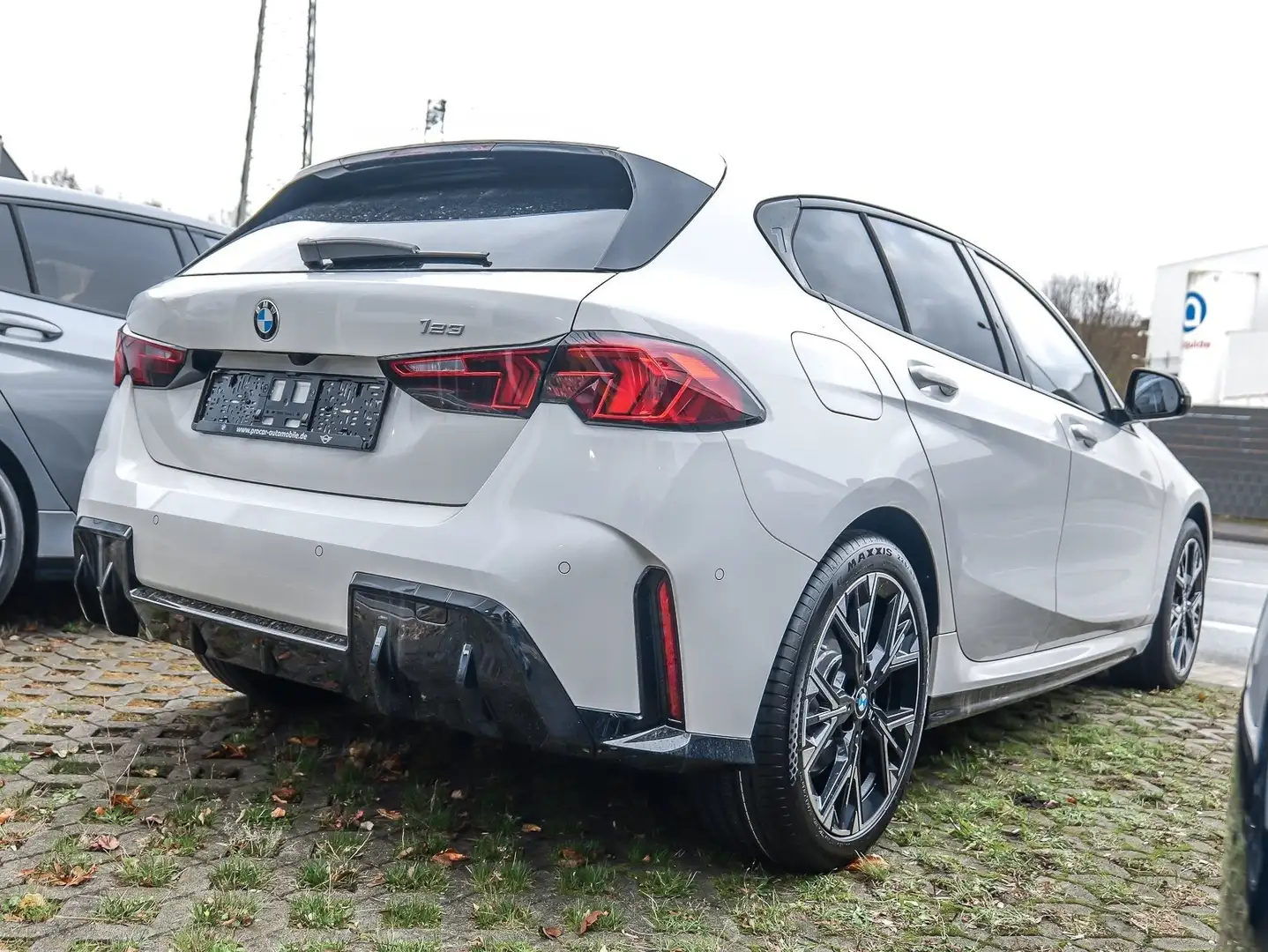 BMW 123 xDrive MSport PA DAB LED Shz 18" Alb - 2