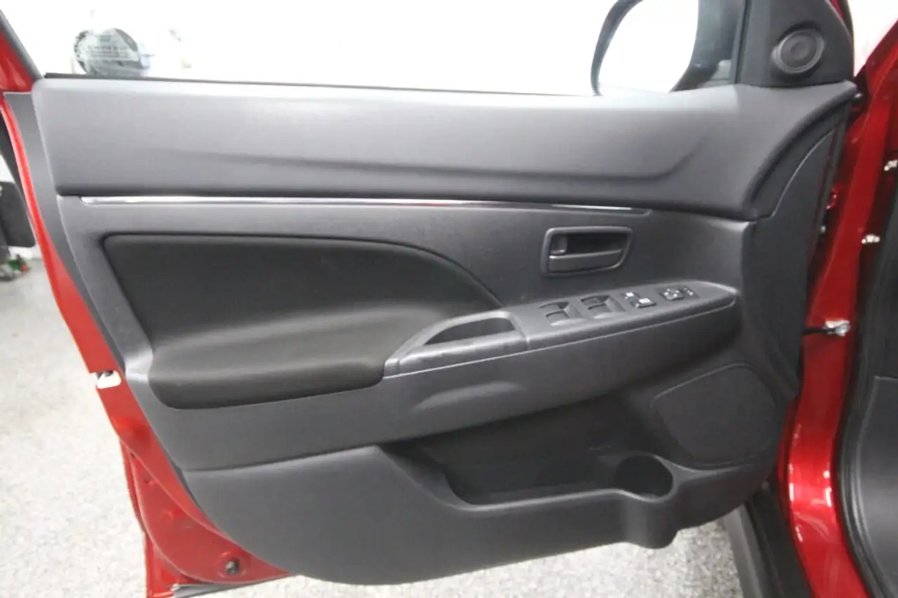 Mitsubishi RVR снимка Mitsubishi RVR
