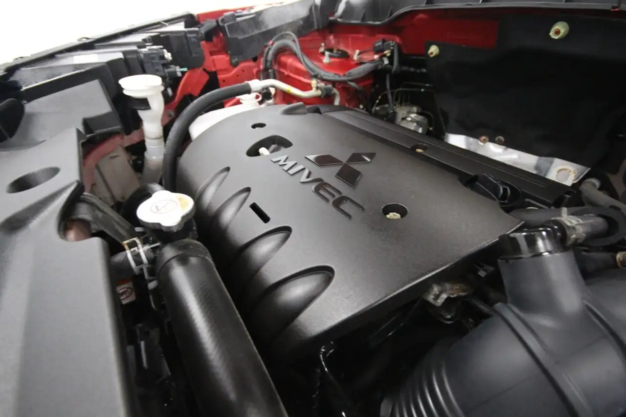 Mitsubishi RVR снимка Mitsubishi RVR