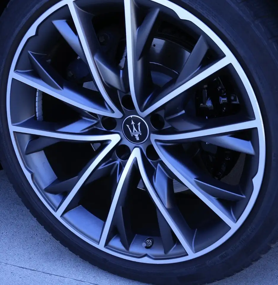 Maserati Ghibli 2024 — фото 13