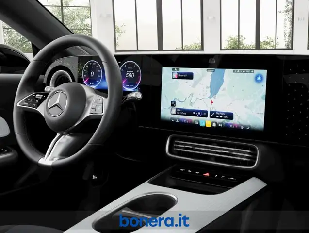 Mercedes-Benz Cla view 6