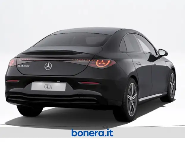 Mercedes-Benz Cla view 4