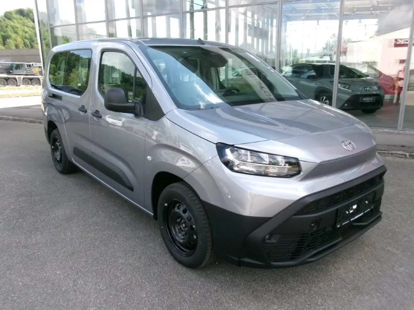 Toyota Proace City Proace City Verso L2 5szg 1,2 Active !!!TOP FINANZ Silber - 1