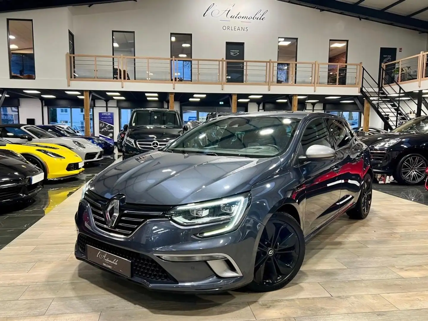 Renault Megane 1.7 BLUEDCI 150 GT LINE EDC BOSE/CARPLAY/CAMERA/ Noir - 1