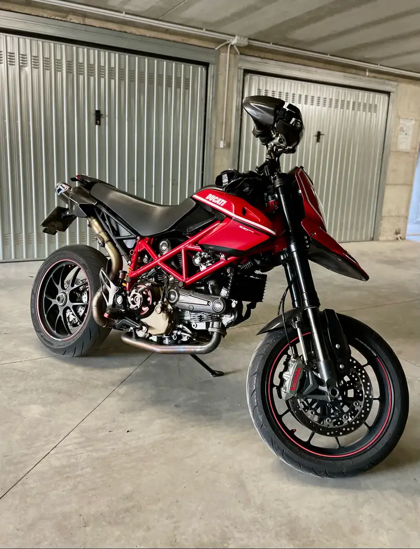 Ducati Hypermotard 1100 EVO SP Červená - 1