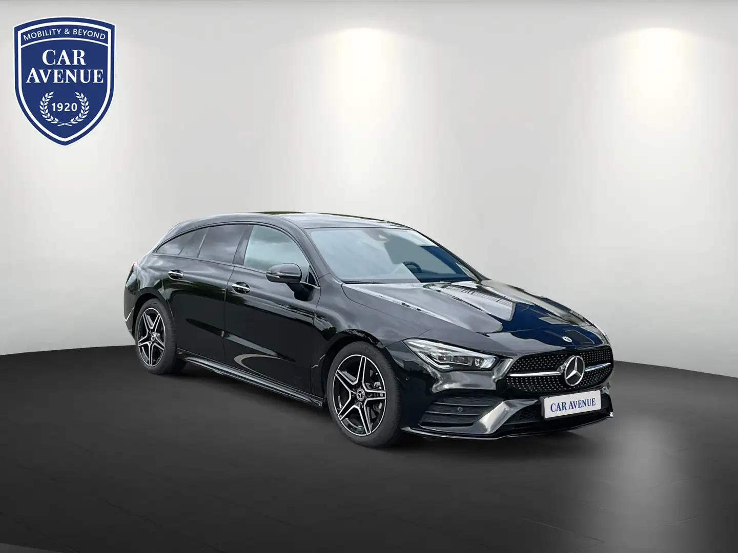 Mercedes-Benz CLA 180 d Premium Plus Schwarz - 2
