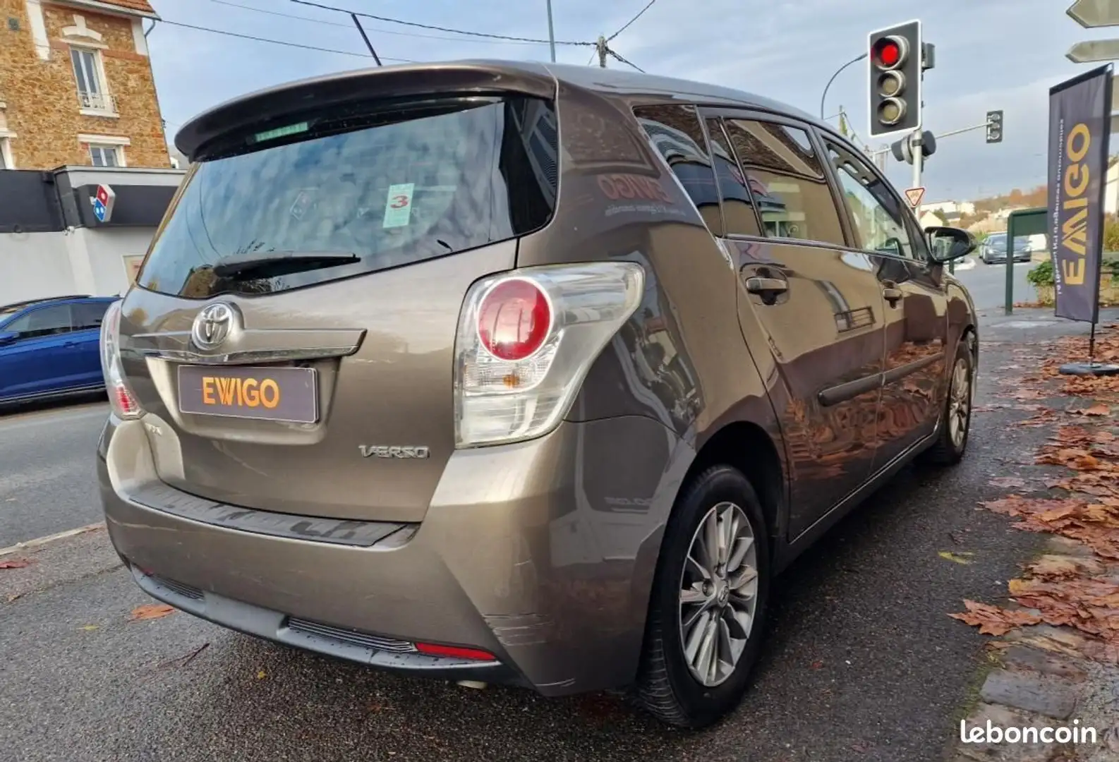 Toyota Verso 1.6 D4D 110 DESIGN-TOIT PANORAMIQUE-CAMERA DE RECUL - 2